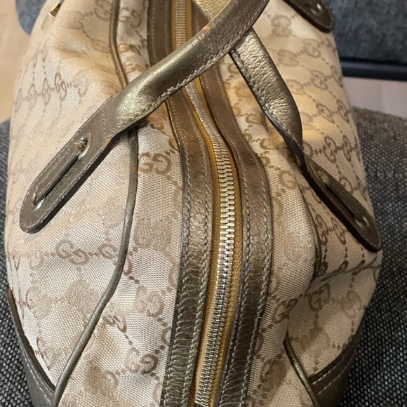 ❌❌Sold❌❌ Authentic Gucci Princy Bag - Picture 3 of 5